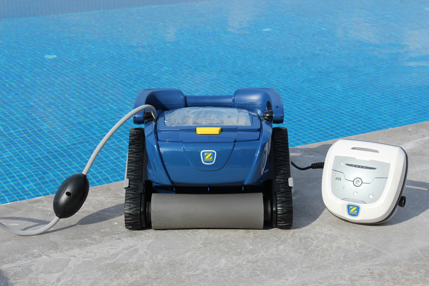 mantenimiento piscina en Menorca